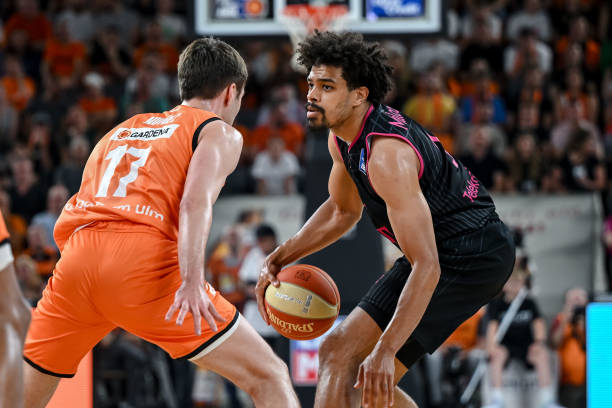 勇往直前 勇往直前